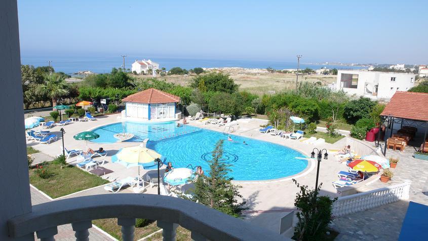 Sempati Hotel Lapithos  Exterior foto