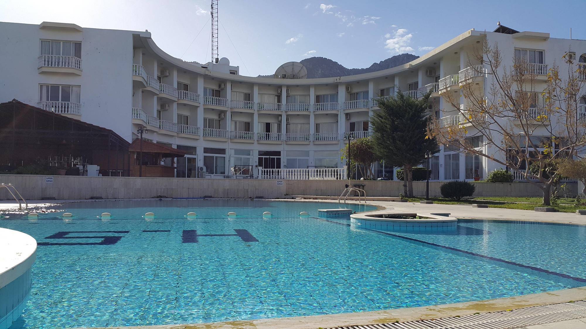 Sempati Hotel Lapithos  Exterior foto